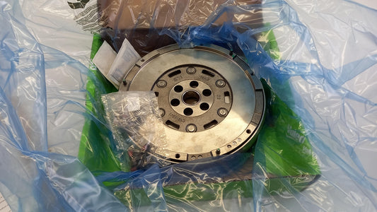 VALEO für PEUGEOT 308 II CITROEN C4 Picasso II  Spacetourer Schwungrad 836173