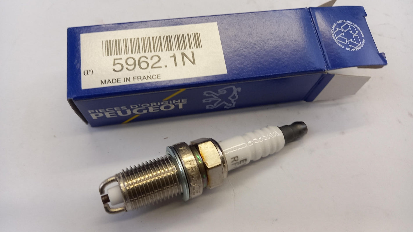 Original OE Peugeot spark plug 59621N 