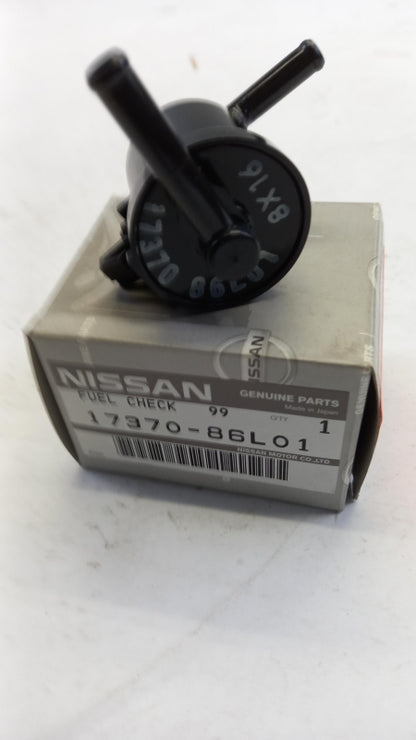 Original NISSAN Almera Cabstar Terrano2 Dual Kraftstofftank Ventil 1737086L01