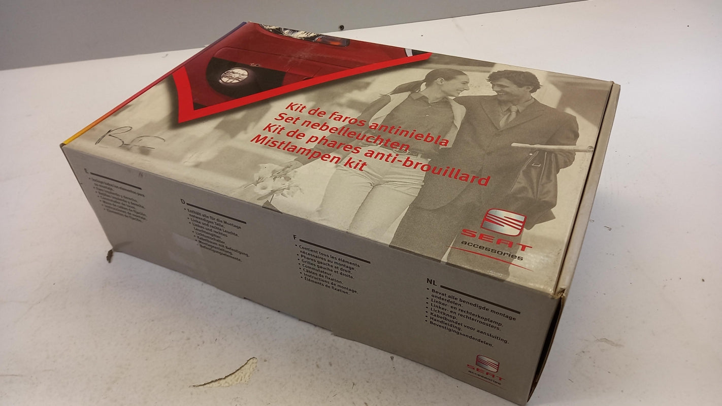 Original SEAT Altea Minivan 2004> Satz Halogen-Nebelscheinwerfer 5P1052160