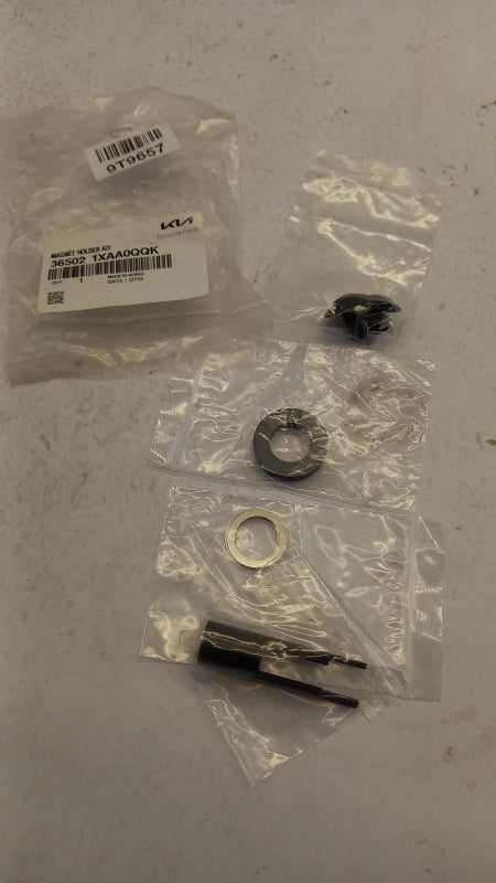 Original OE HYUNDAI/KIA Magnethalter 365021XAA0QQK