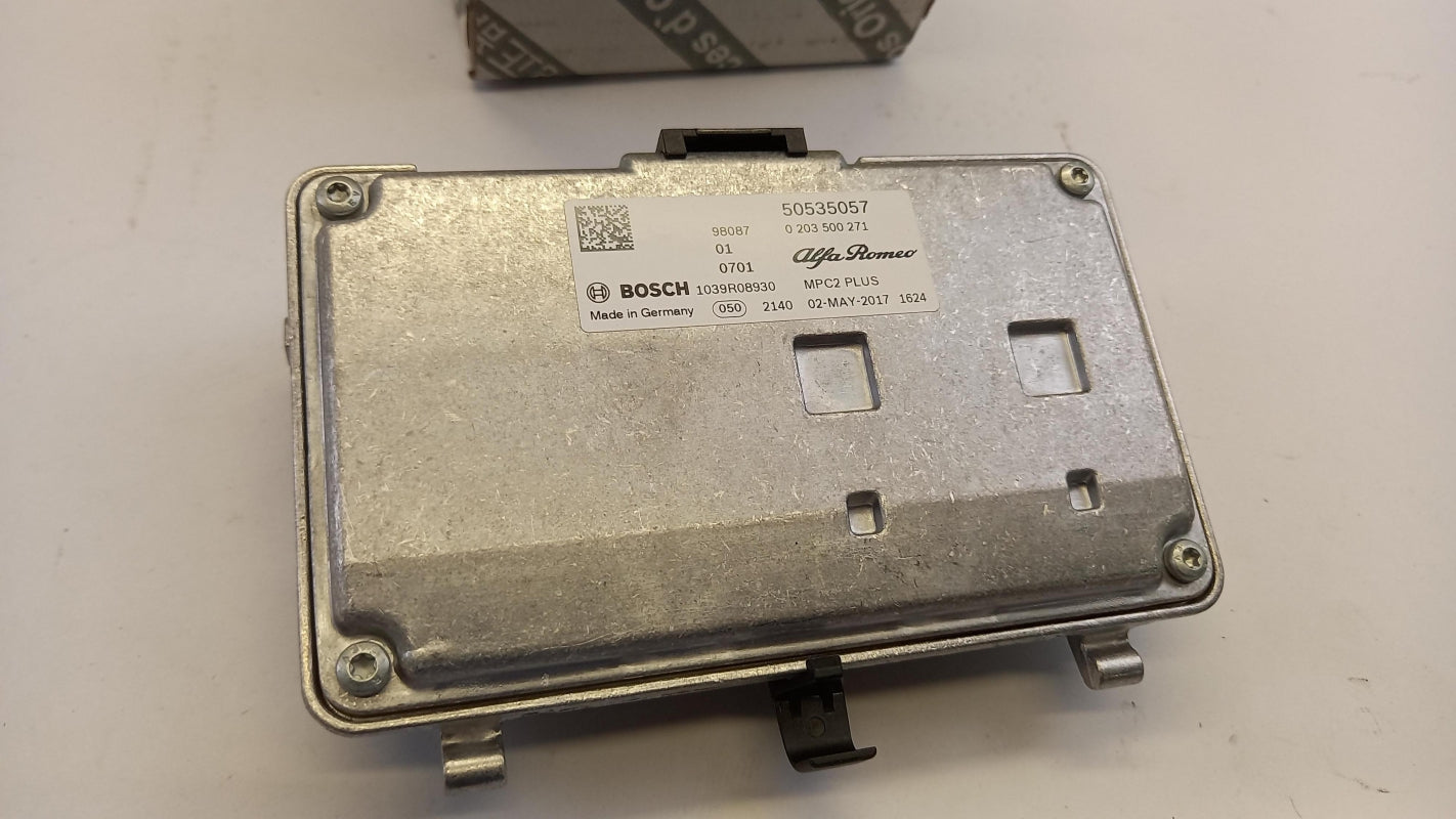 Original ALFA ROMEO Giulia 952 Rückfahrkamera 50535057