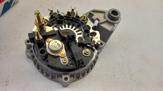 Original FIAT Punto 93-97 Generatorregler Halter 9946551