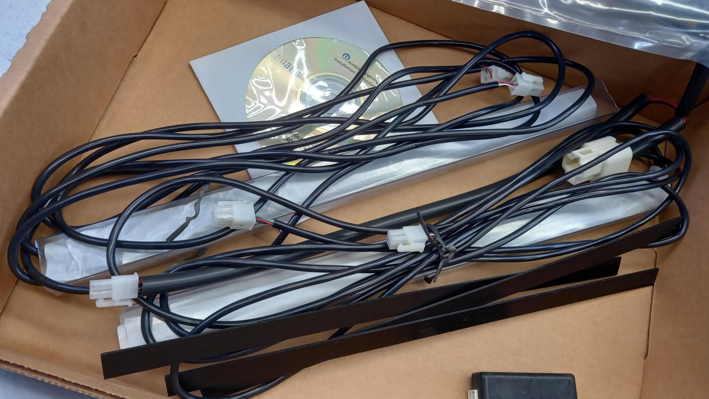 Original JEEP Grand Cherokee Wrangler DODGE Journey Innenleuchte K82212347