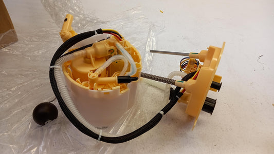 Original FIAT Alfa Romeo Giulia Kraftstoffpumpe 50556649