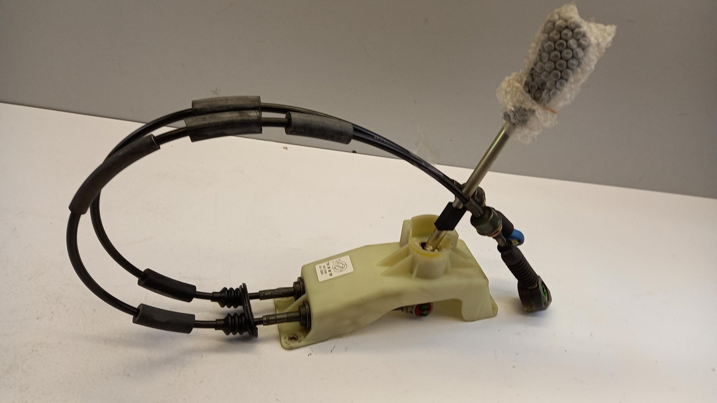 Original OE FIAT Schaltgetriebe Seilzug 735308851