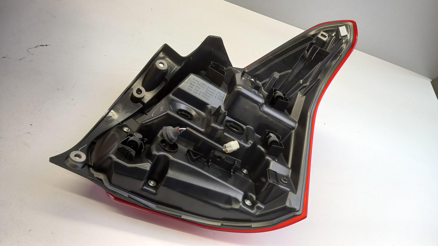 Original OE SUZUKI Heckleuchte 3560453RV0