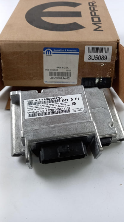 Original CHRYSLER 300C Insassen-Rückhaltemodul Steuergerät ECU CBSZR063AA