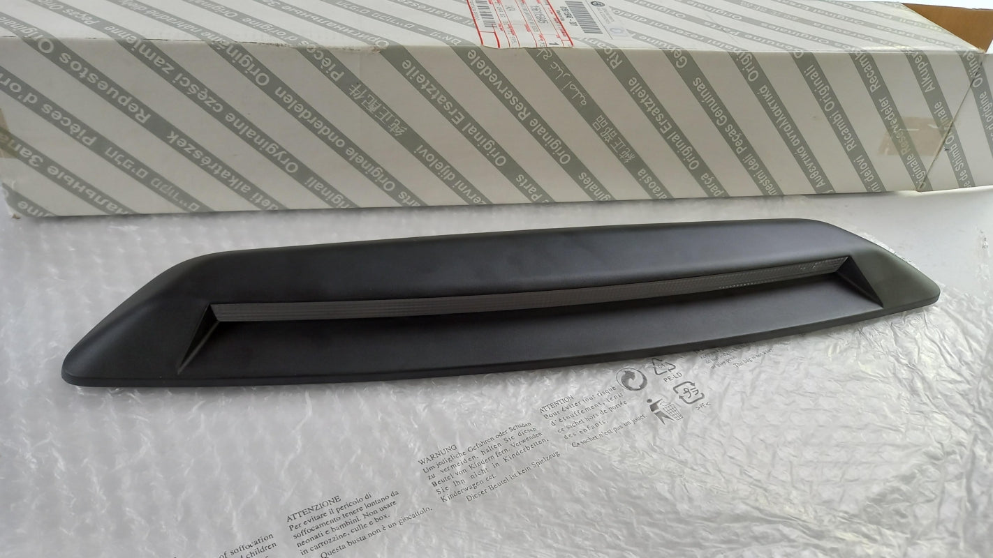 Original OE FIAT Zusatzbremsleuchte 156115845