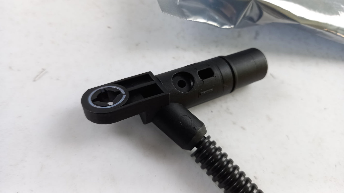 Original FORD Fiesta Mk7/8 Focus Mk3 Transit Nockenwellensensor 1685774