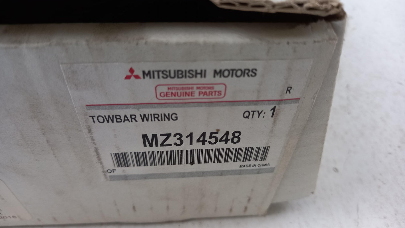 Original MITSUBISHI ASX I Anhängerkupplung Elektrosatz 13-pol MZ314548