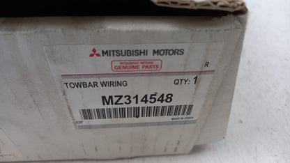 Original MITSUBISHI ASX I Anhängerkupplung Elektrosatz 13-pol MZ314548