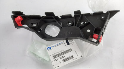 Original OPEL Corsa D Stoßfänger Halterung vorne rechts 13179961