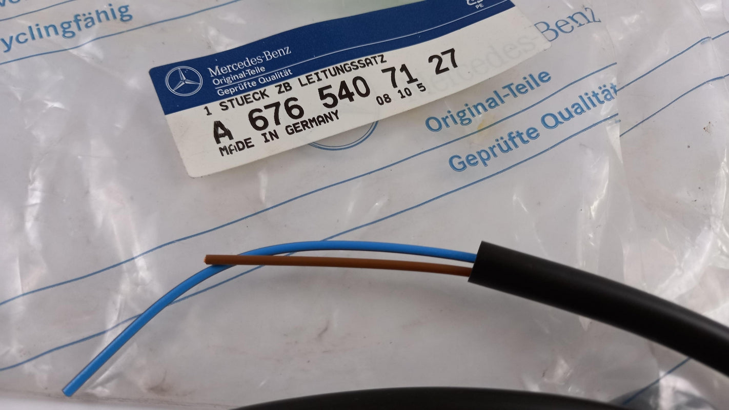 Original MERCEDES-BENZ Atego Kabelbaum Heckleuchte A6765407127
