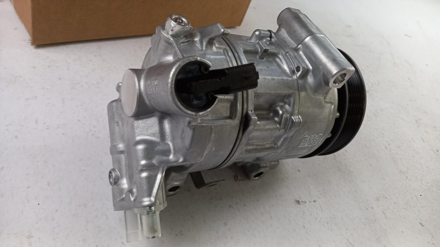 Original OE Peugeot Klimakompressor 9815198580