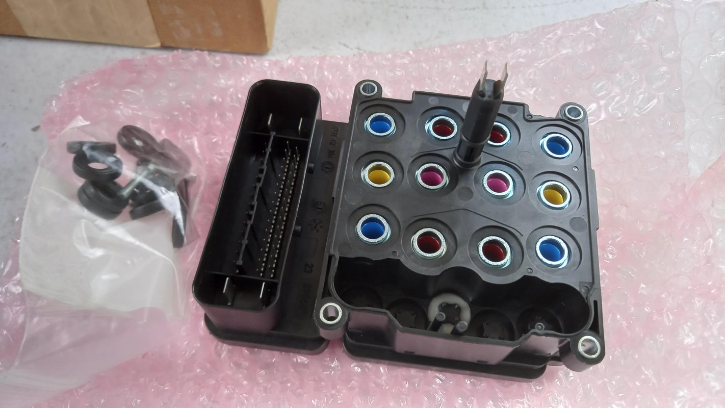 Original RAM 1500 (2012-2018) ABS Bremsanlage Hydraulikaggregat CBXZR611AB
