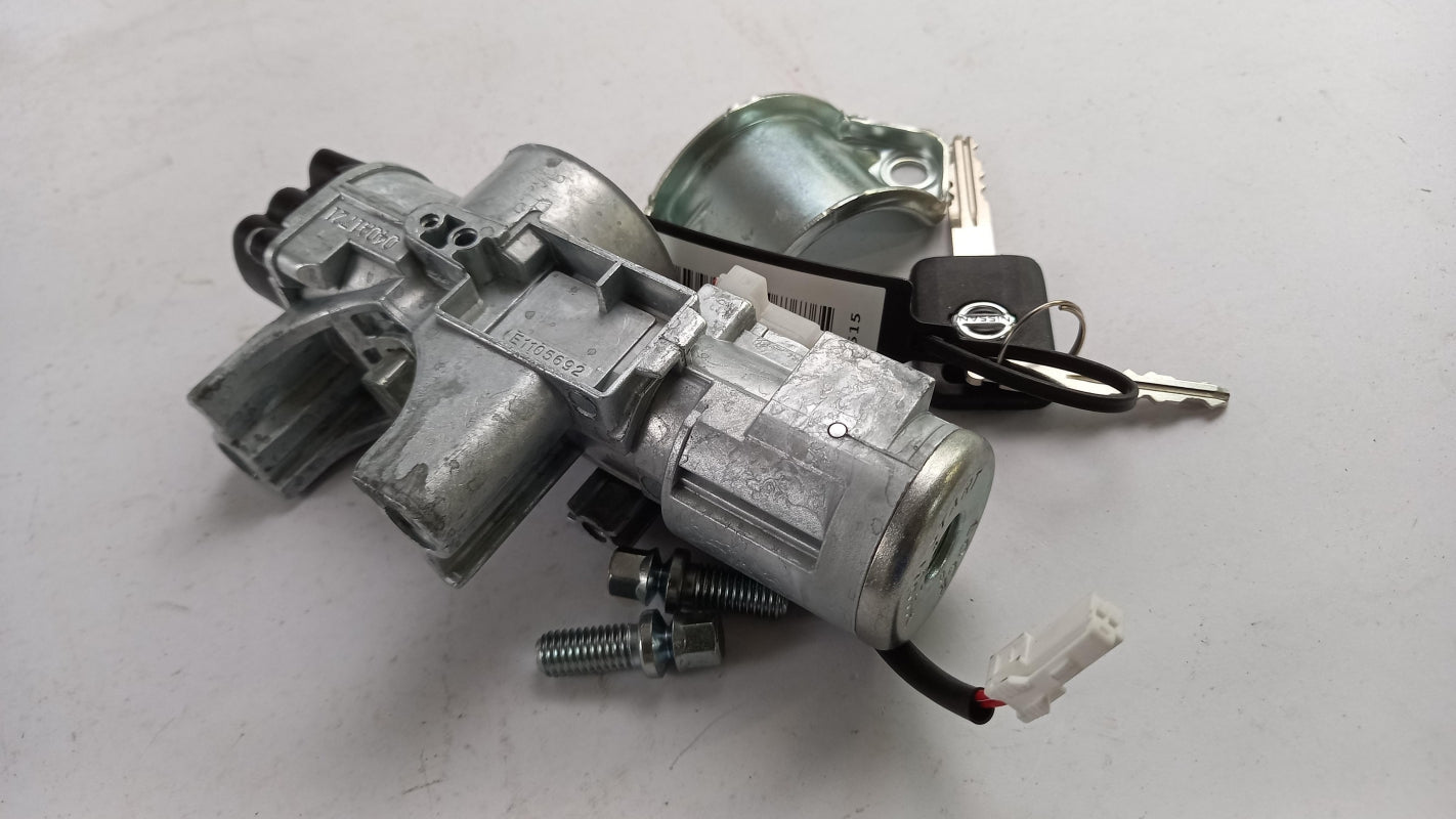Original OE NISSAN Zündschloss Schließzylinder D8G009U02A