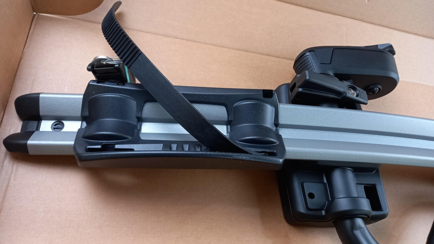 Original NISSAN Qashqai Juke Micra Note NV300 Dach Fahrradträger KB73880010