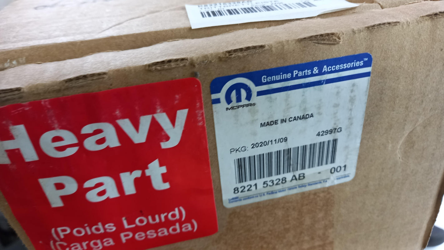 Original JEEP Wrangler (2018-2025) Rohrförmige Seitentrittstufen K82215328AB