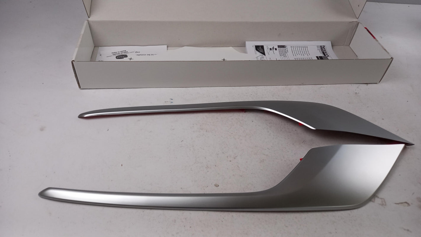 Original OE NISSAN Stoßstangen Zierleiste KE6105F2MC