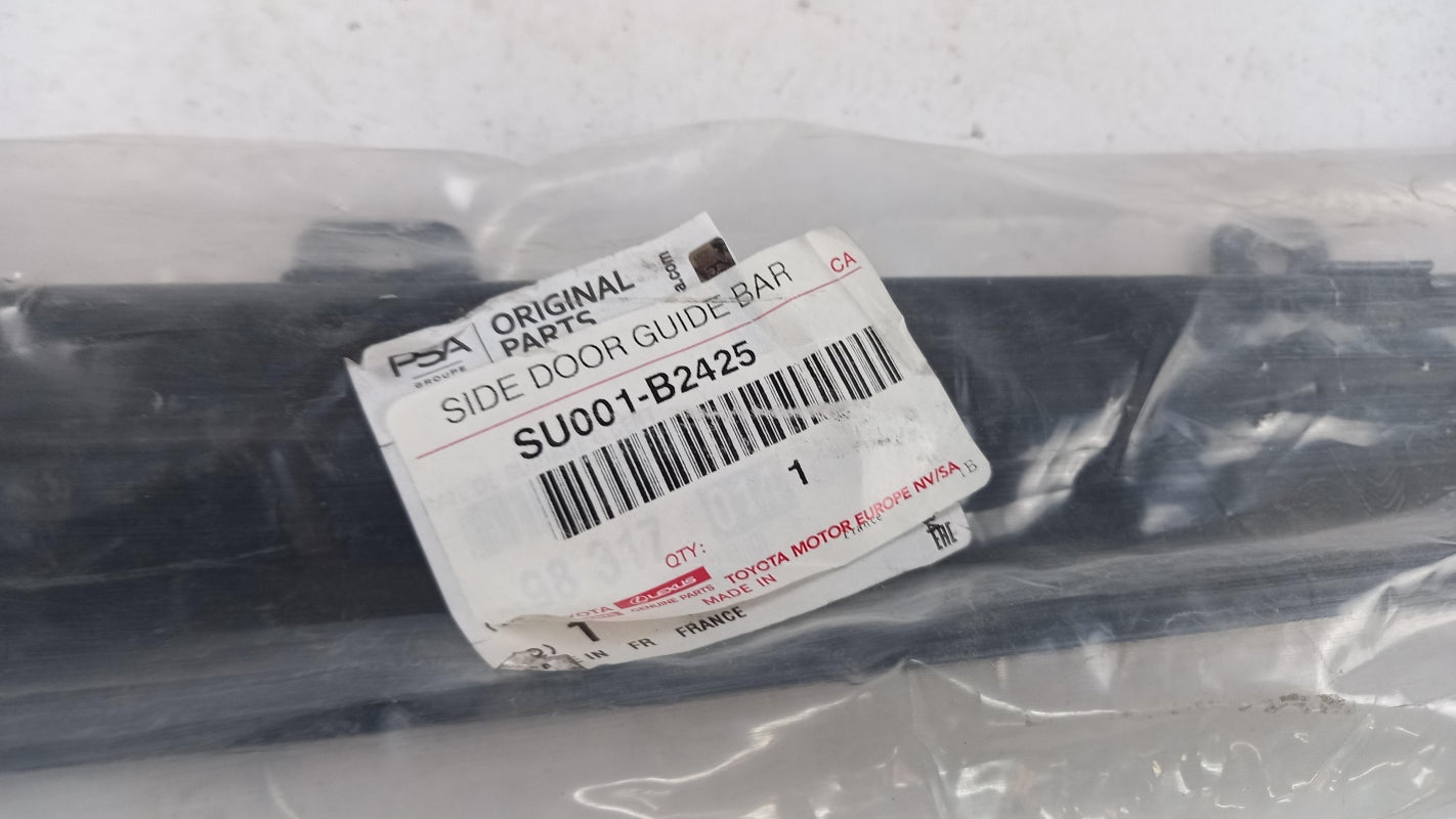 Original TOYOTA Proace Schiebetür Führungsschiene links SU001B2425