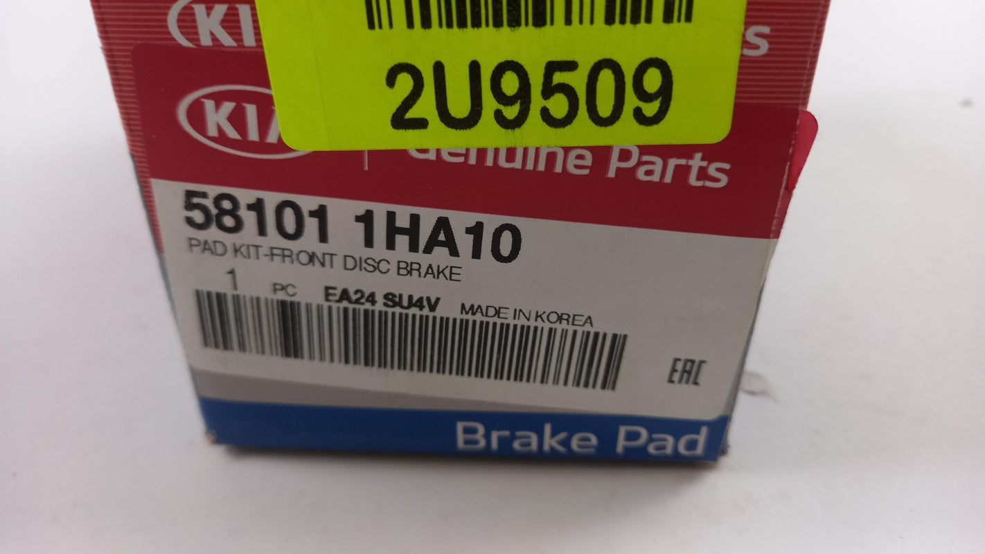 Original HYUNDAI I30 Bremsbeläge vorne 581011HA10