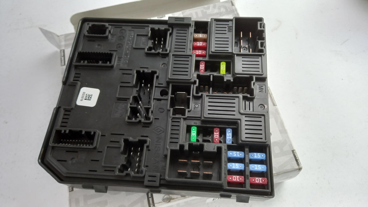 Original OE NISSAN Sicherungskasten 284B75NA3B