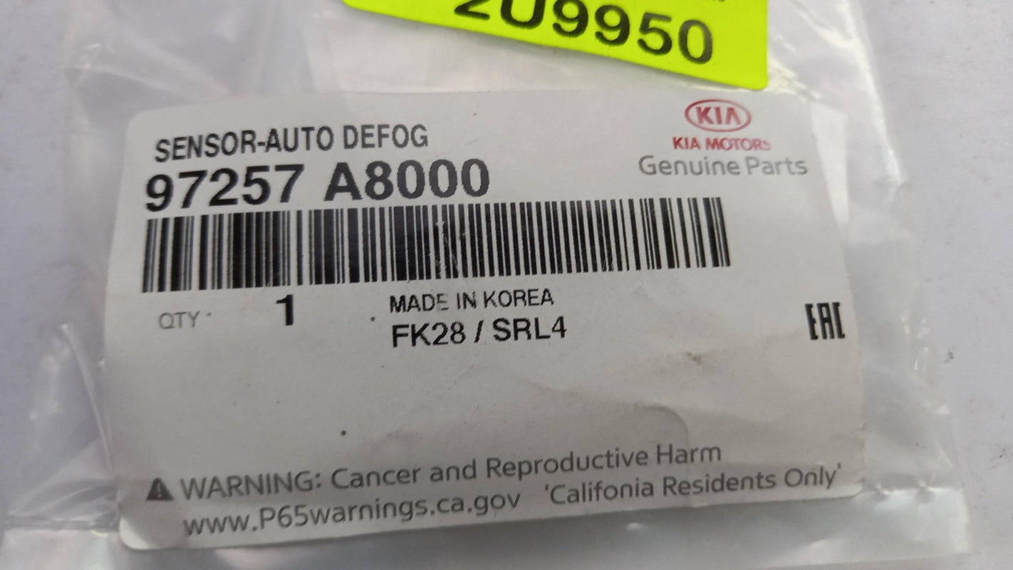 Original OE HYUNDAI/KIA 97257A800