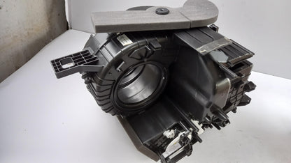 Original OE Peugeot Heizgehäuse 9840567580
