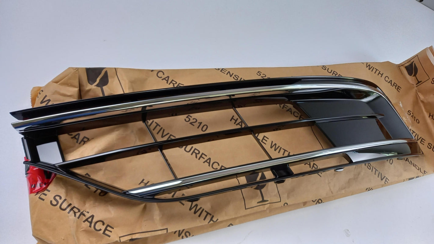 Original AUDI A8 S8 Quattro 4H Stoßfänger Lüftungsgitter rechts 4H0807680RT94