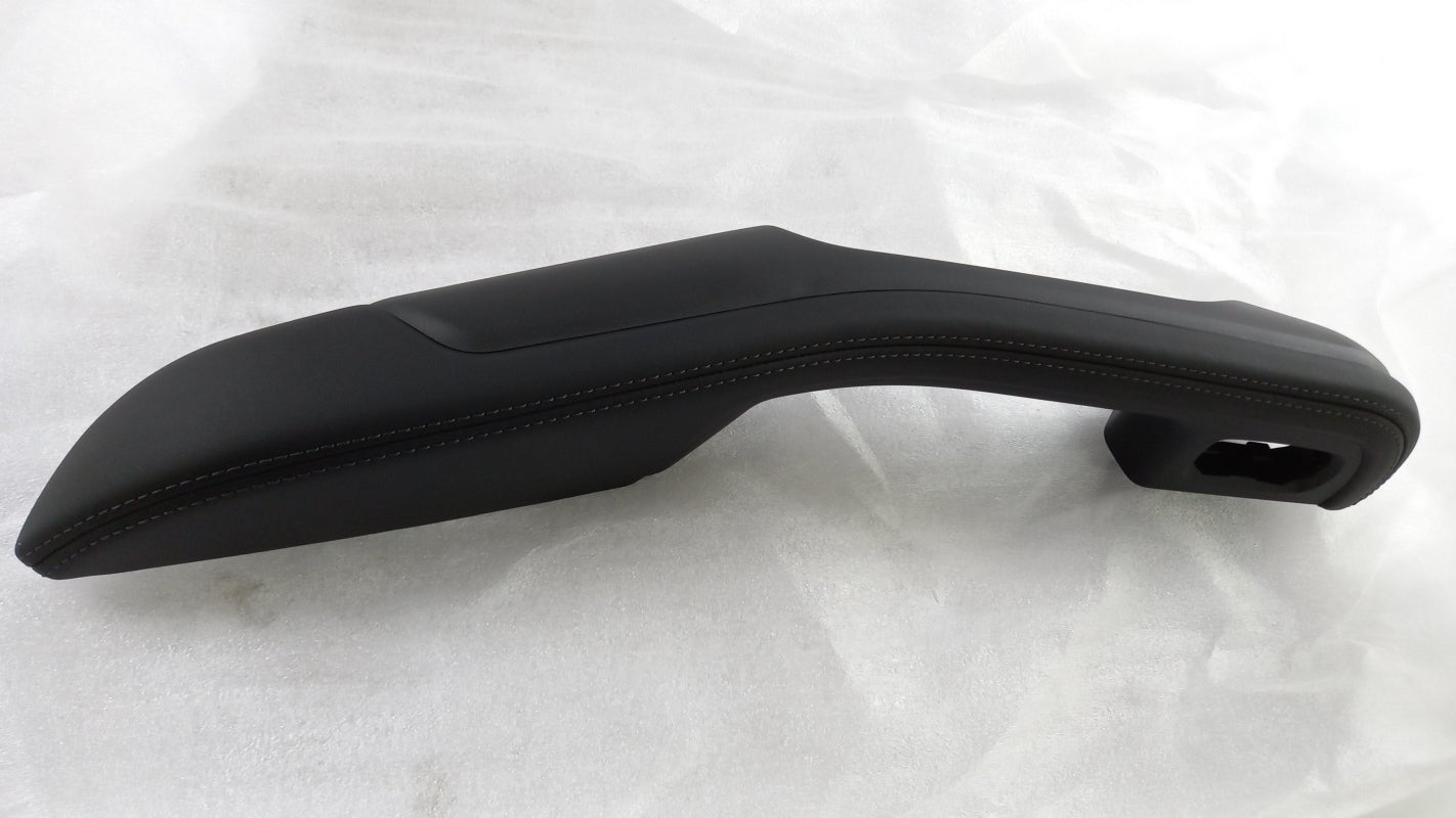 Original PORSCHE Macan I 95B Türarmlehne Leder schwarz rechts 95B867374AA11