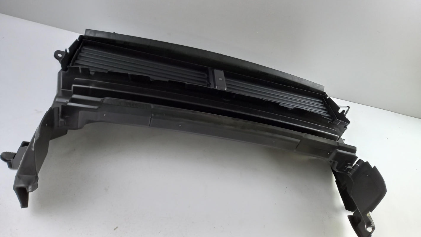 Original MINI F54 Clubman Luftführung mit Klappensteuerung 51747389080