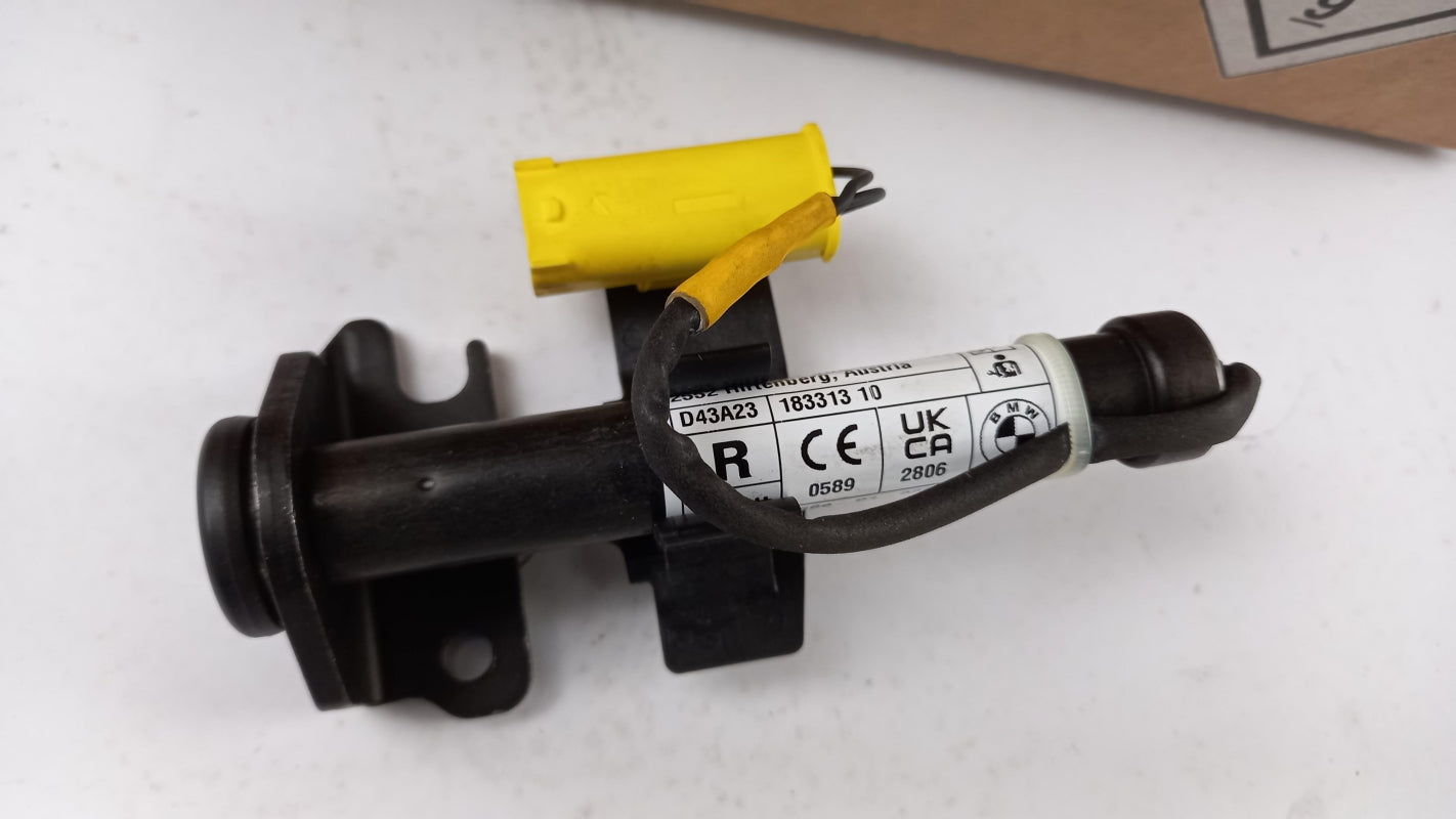 Original BMW 5er F90 G30 G31 6er G32 Motorhaube Actuator rechts 51237435798