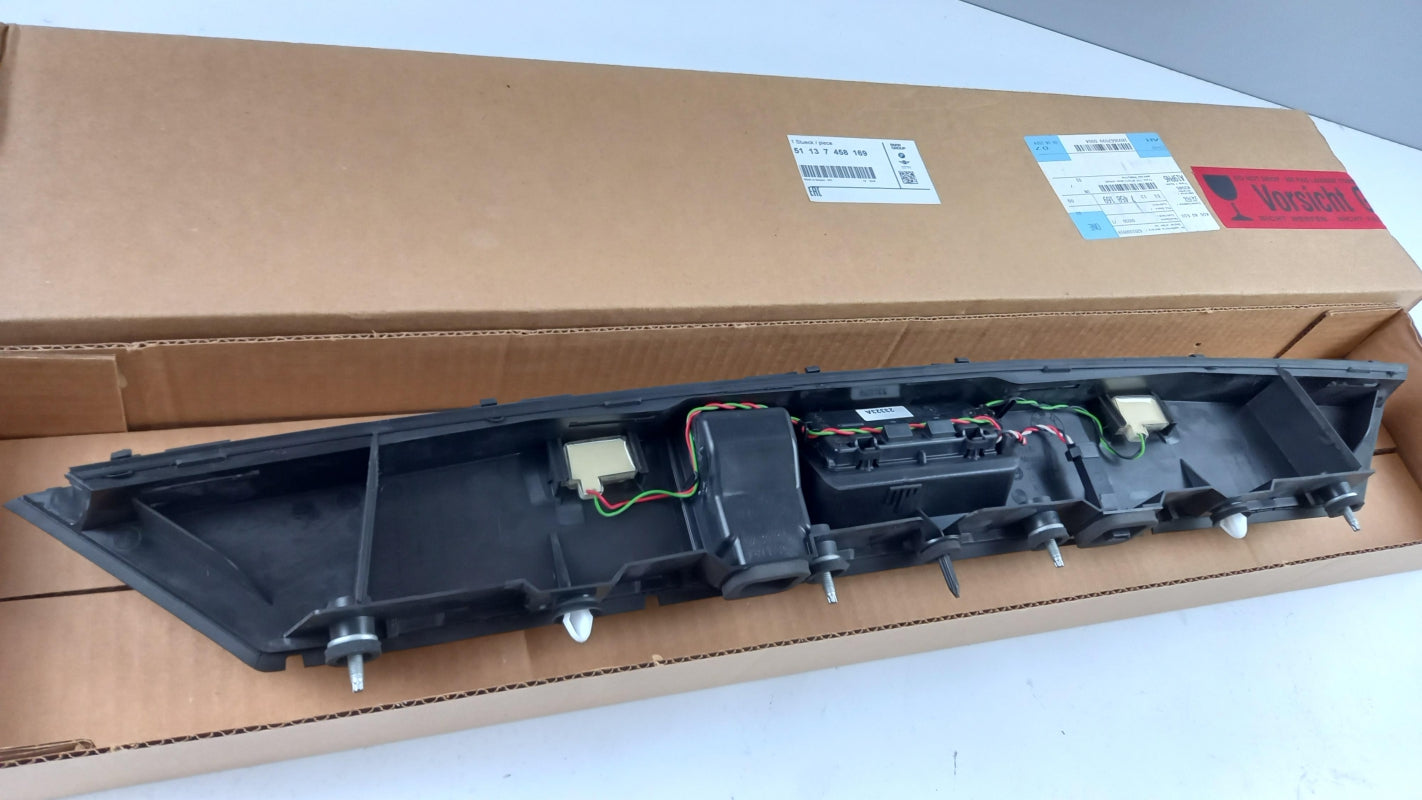 Original OE BMW Heckklappengriff 51137458169