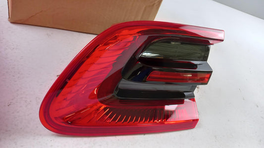 Original OE PORSCHE Heckleuchte 95B945094AD