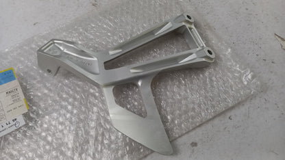 Original BMW F750GS F800GS F900GS Fußrastenhalter hinten rechts 46711613671