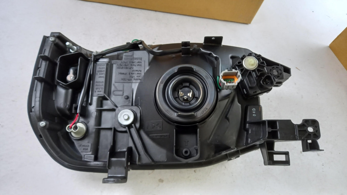 Original OE NISSAN Scheinwerfer 26010VK41B