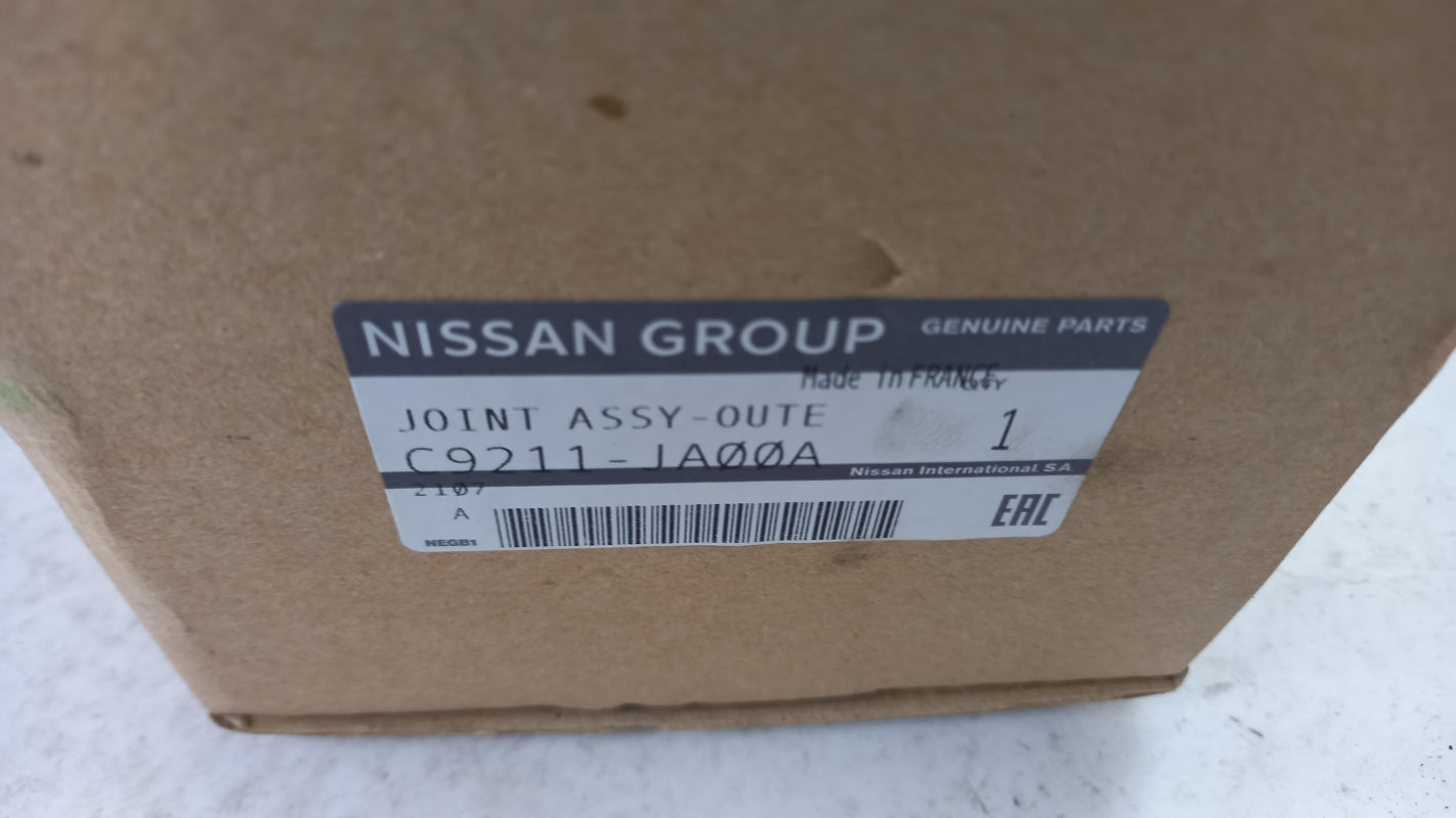 Original OE NISSAN Antriebswelle Gelenksatz C9211JA00A
