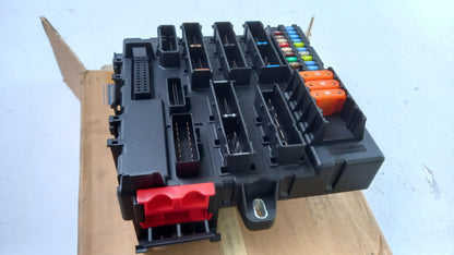 Original OPEL Vectra-C Signum Sicherungskastenn Zentralelektrik Hinten 93184328