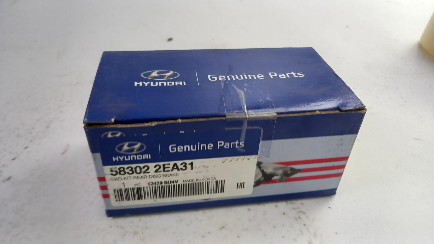 Original HYUNDAI Tucson IX35 (2007-2010) Bremsbeläge hinten 583022EA31