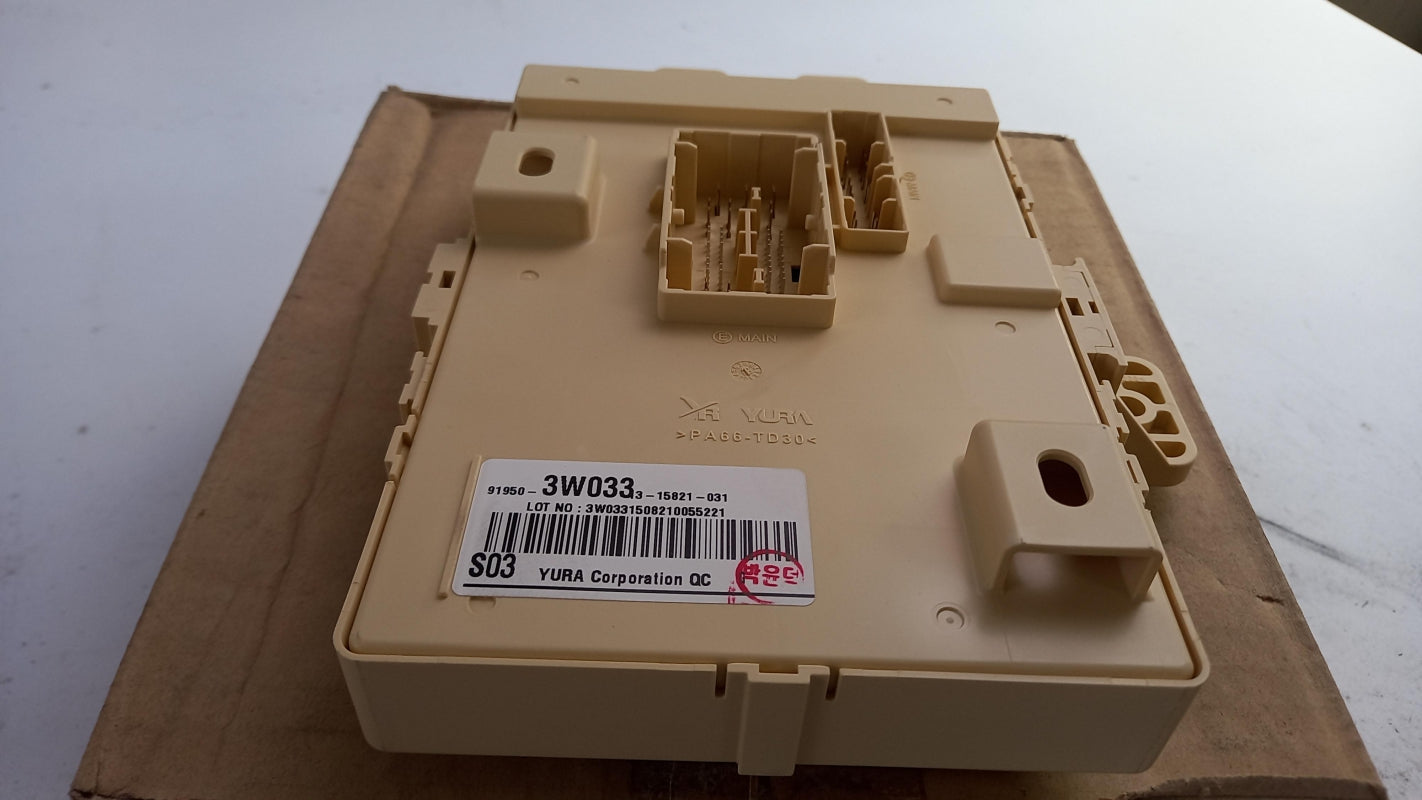 Original KIA Sportage <2015 Sicherungskasten 919503W033