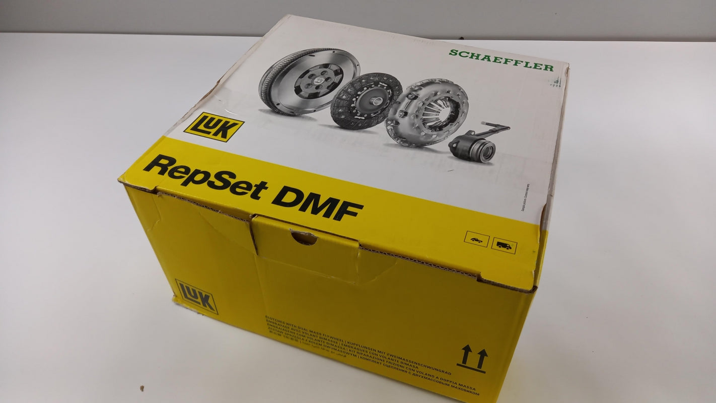 LUK Kupplungssatz Mit Schwungrad 600000200