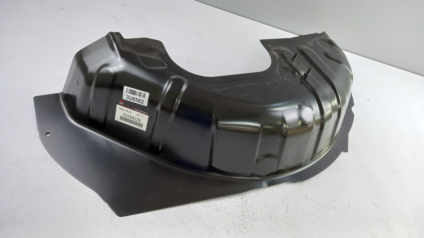 Original MITSUBISHI ASX GA Radhausblech innen hinten rechts 5228A226