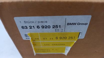 Original BMW 3er E46 Heckleuchte Rücklicht links 63216920251