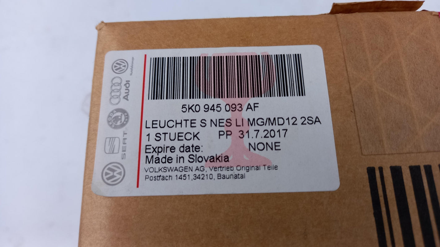 Original OE Volkswagen Heckleuchte 5K0945093AF