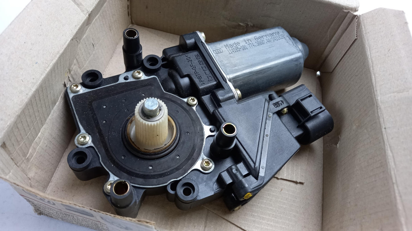 Original AUDI A6 S6 RS6 4B Fensterhebermotor hinten rechts 4B0959802B