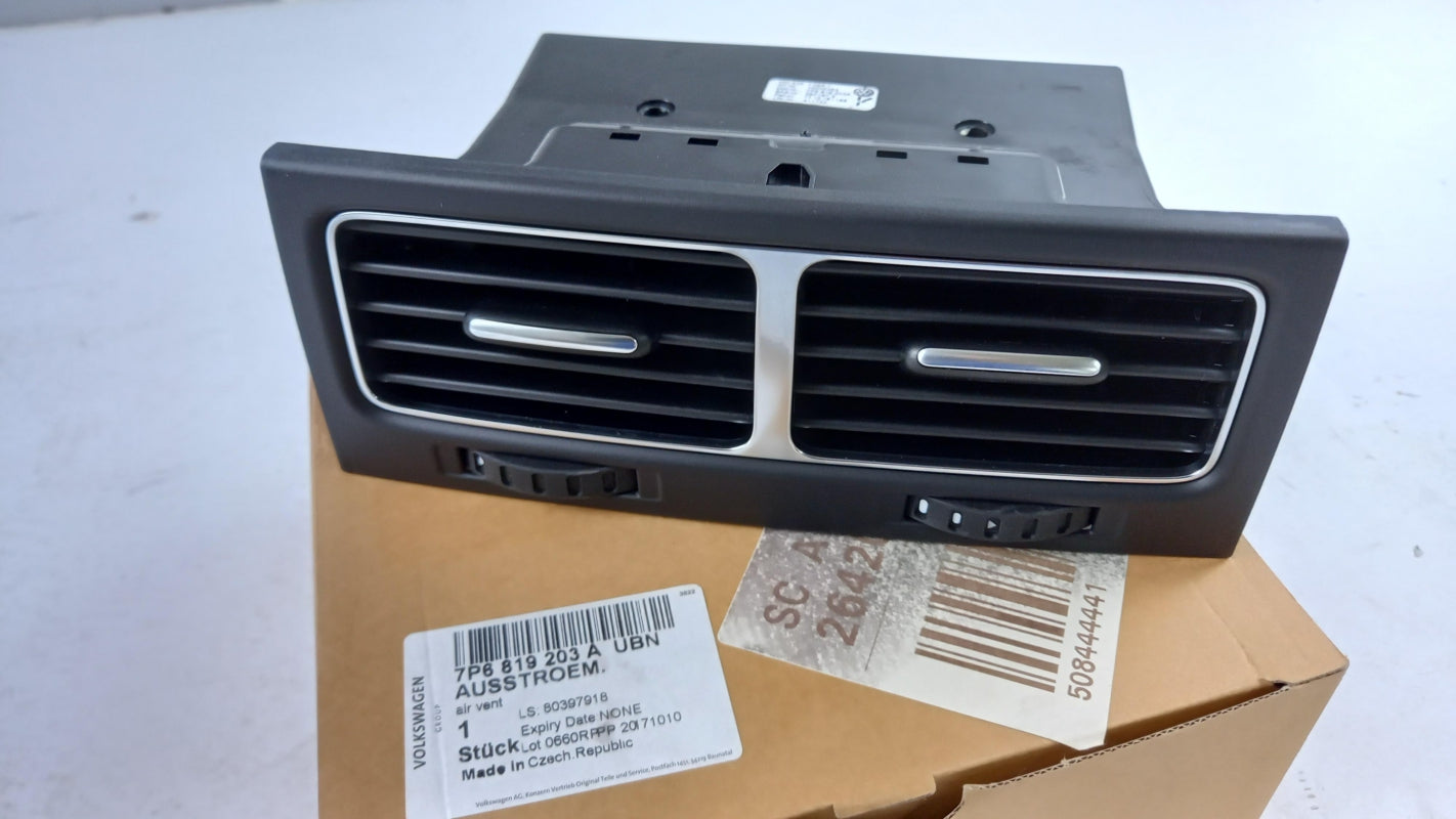 Original VW Touareg 7P Luftdüse mitten satinschwarz 7P6819203AUBN