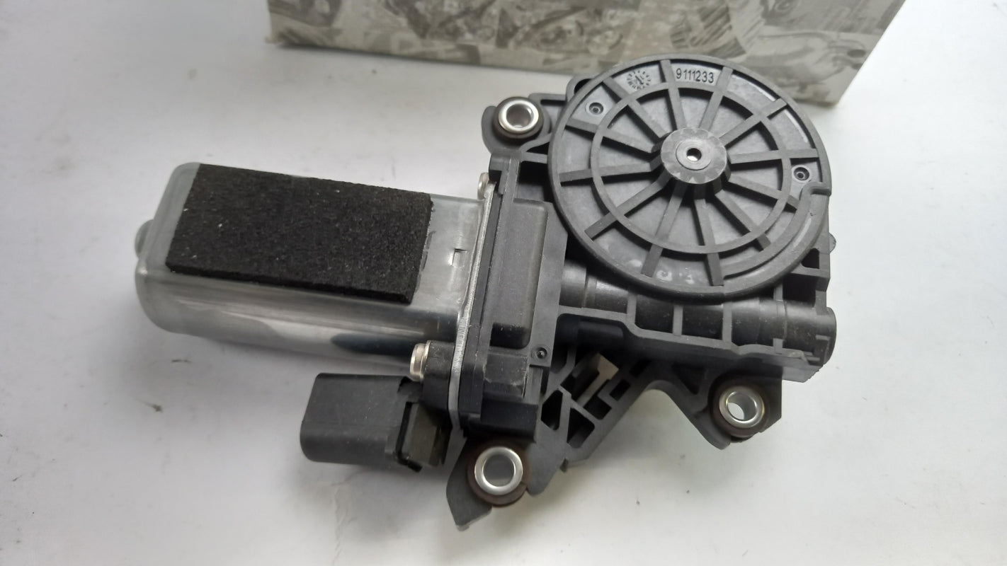 Original AUDI A6 A7 A8 Q7 BENTLEY Bentayga Antriebseinheit Soft Close 4F0837060