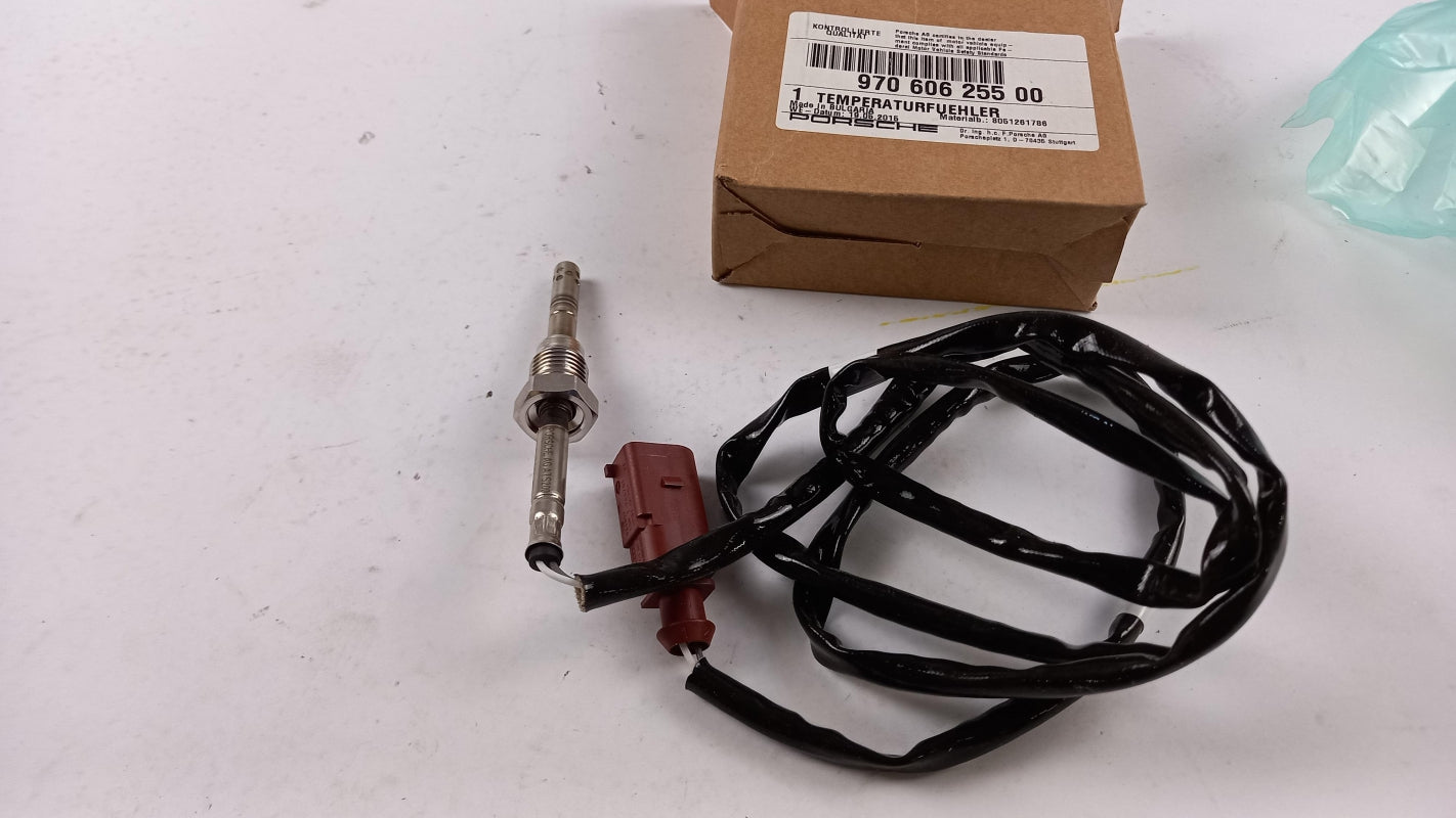 Original PORSCHE Panamera 970 3.0D Abgastemperaturgeber 97060625500