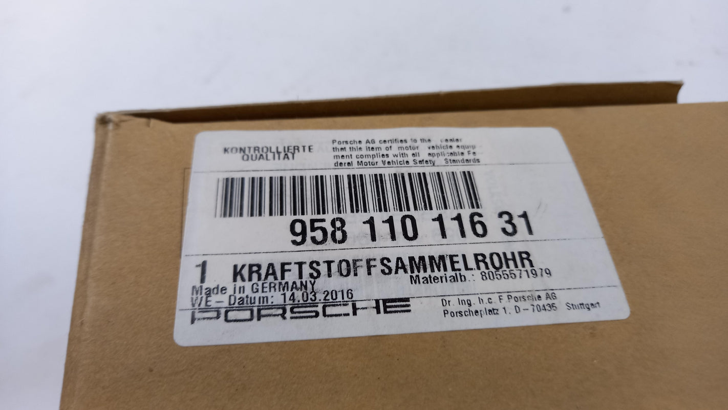 Original PORSCHE Cayenne E2 Panamera 970 Macan  Kraftstoffsammelrohr 95811011631
